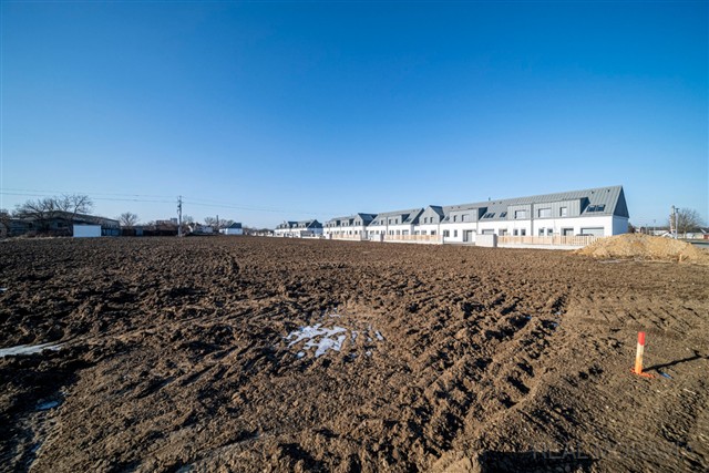 pohled na pozemek [3/6]